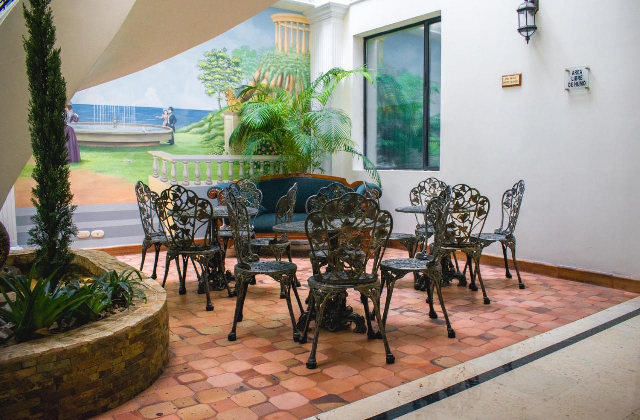Hotel Castilla Real Pereira Exterior photo